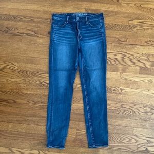 American Eagle High Rise Jegging
